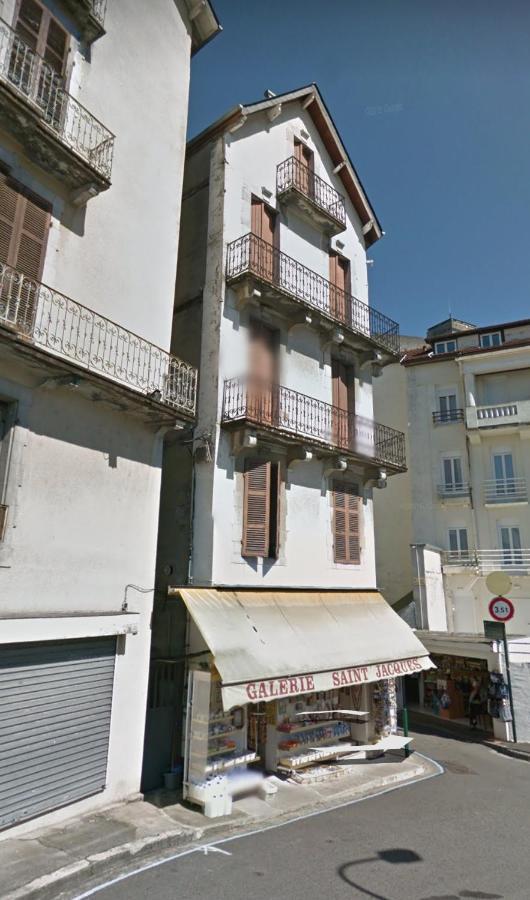 Chambre Chez Marie Et Didier 1 Minute A Pied Du Sanctuaire De Lourdes Exterior foto